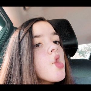 Meet your Posher, Breanna